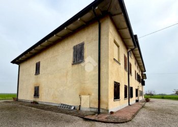 Villa Via E. Pelgreffi, Novellara - photo 5