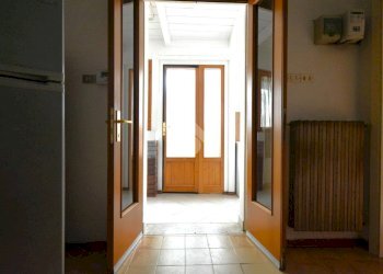 Semi-detached house Via Giuseppe Verdi, Borghi - photo 2