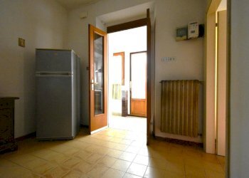 Semi-detached house Via Giuseppe Verdi, Borghi - photo 5