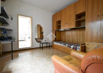 Semi-detached house Via Giuseppe Verdi, Borghi - photo 9