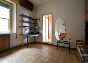 Semi-detached house Via Giuseppe Verdi, Borghi - photo 11