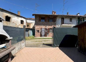Semi-detached house Via Ceretto, Nicorvo - photo 1