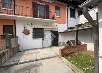Casa semi indipendente Via 24 Maggio, Gravellona Lomellina - foto 1