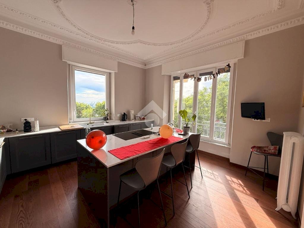 Appartamento appartamento Corso Firenze, Genova (zona Castelletto) - foto 1