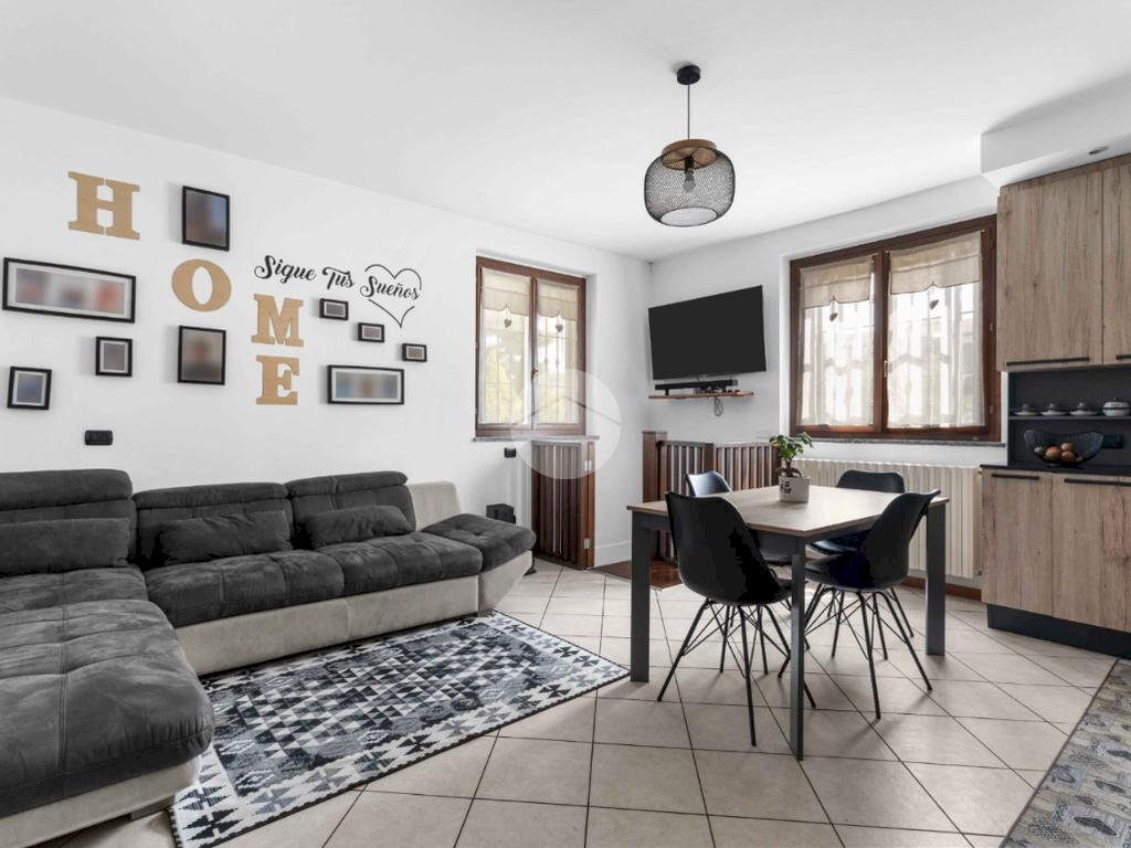 Three-room apartment Via Giotto, Trezzano sul Naviglio - photo 1