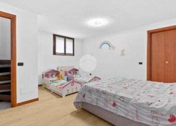 Three-room apartment Via Giotto, Trezzano sul Naviglio - photo 6