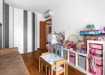 Three-room apartment Via Giotto, Trezzano sul Naviglio - photo 18