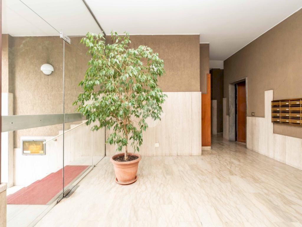 Bilocale Via Privata Rosalba Carriera, Milano (zona Giambellino) - foto 2