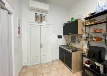 One-room apartment Viale Tibaldi, Milano - photo 18