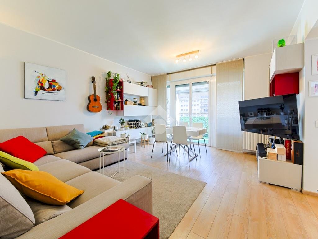 Three-room apartment Via Sesto San Giovanni, Milano (neighborhood Bicocca) - photo 1