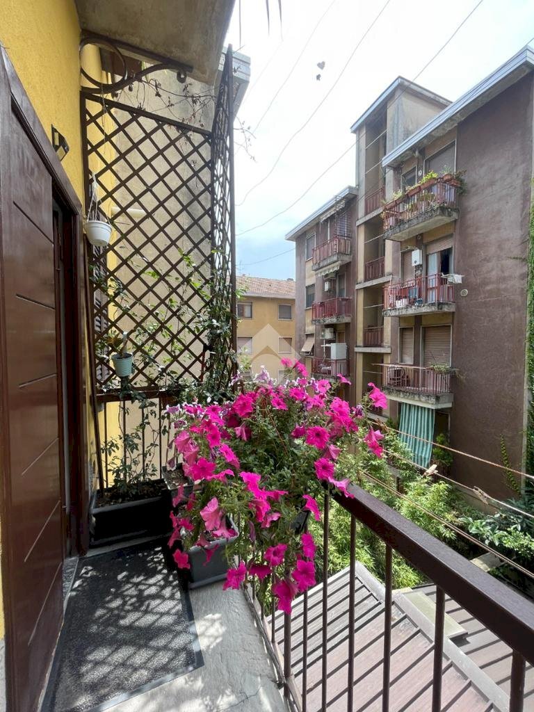 Two-room apartment Via genova thaon di revel, Milano (neighborhood Isola) - photo 3