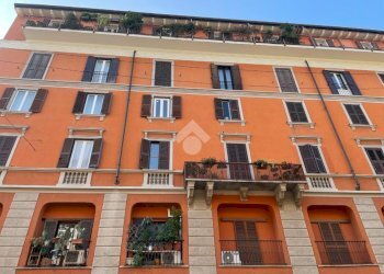Two-room apartment Via genova thaon di revel, Milano (neighborhood Isola) - photo 21