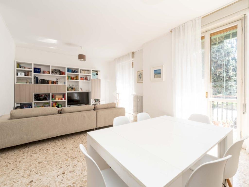 Three-room apartment Via Federico Chopin, Milano (neighborhood Vigentino) - photo 1