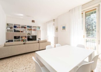Three-room apartment Via Federico Chopin, Milano (neighborhood Vigentino) - photo 1