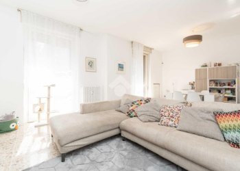 Three-room apartment Via Federico Chopin, Milano (neighborhood Vigentino) - photo 2