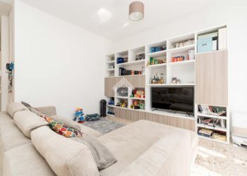 Three-room apartment Via Federico Chopin, Milano (neighborhood Vigentino) - photo 3