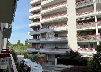Trilocale Via Mengoni, Milano (zona Inganni) - foto 28