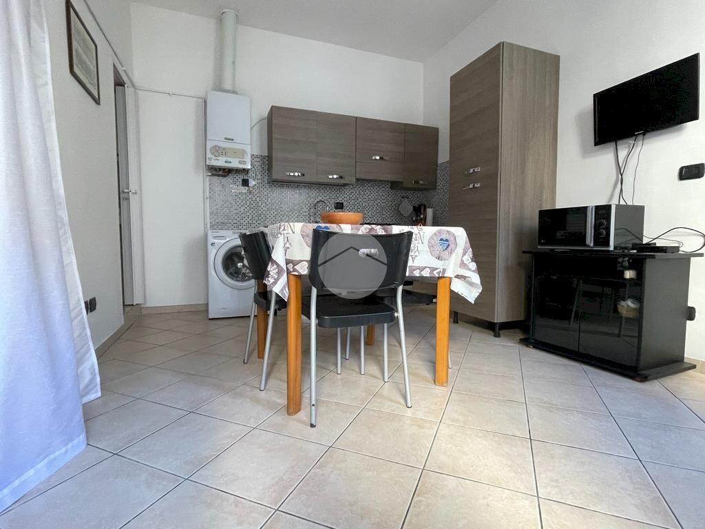 Two-room apartment Via Cola Montano, Milano (neighborhood Isola) - photo 1