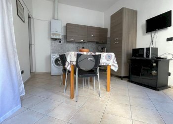 Two-room apartment Via Cola Montano, Milano (neighborhood Isola) - photo 1