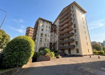 Two-room apartment Via Cannero, Milano (neighborhood Maciachini) - photo 1