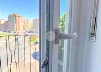 Three-room apartment Via Errico Giachino, Torino (neighborhood Borgo Vittoria) - photo 12