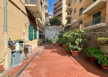 Quadrilocale Via elsa, Genova (zona Cornigliano) - foto 6