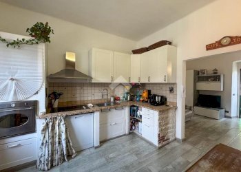 Trilocale Salita al Garbo, Genova (zona Rivarolo) - foto 21