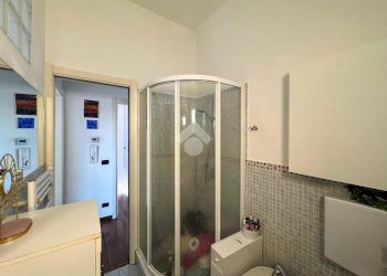Trilocale Salita al Garbo, Genova (zona Rivarolo) - foto 25