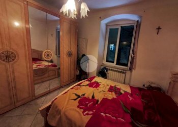 Three-room apartment Via Germano Jori, Genova (neighborhood Certosa) - photo 2