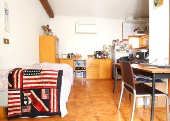 Two-room apartment Via dei Carrettieri, Bologna (neighborhood Funivia) - photo 10