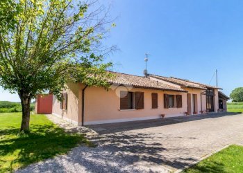 Casa semi indipendente Via Argine Destro Montone, Ravenna - foto 1
