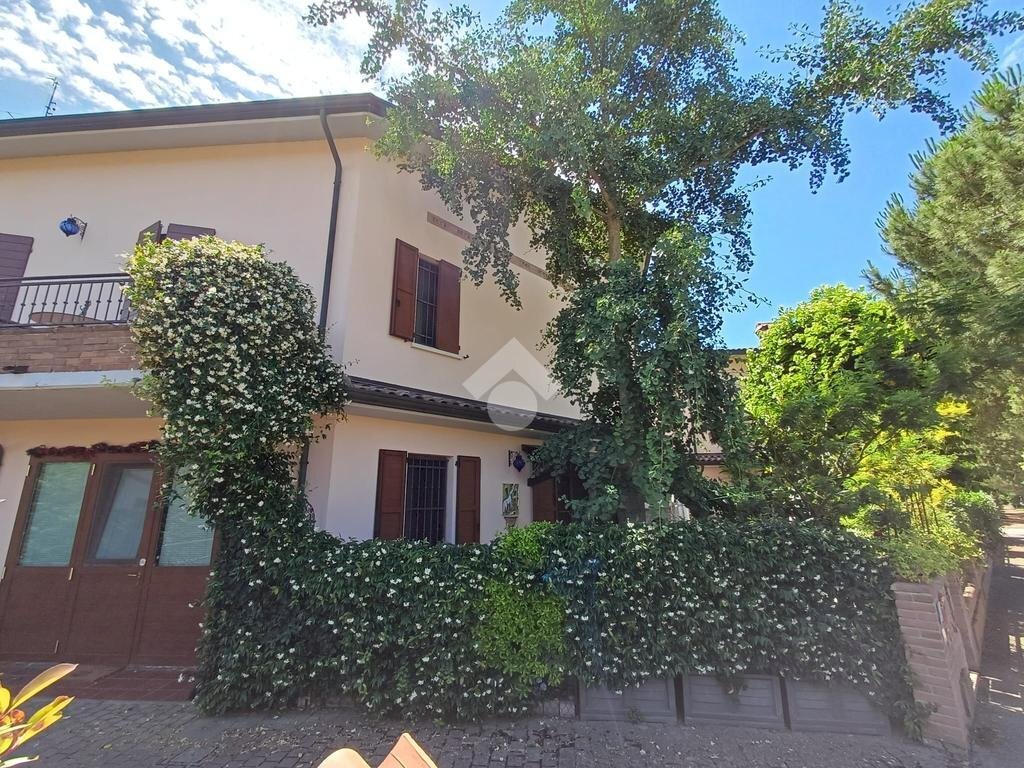 Independent house Via Lago di Lugano, Ravenna (neighborhood Borgo Montone) - photo 2