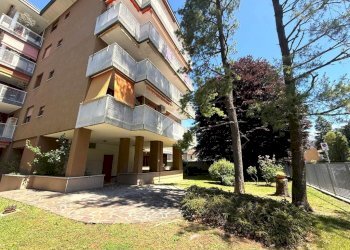 Three-room apartment Via Flora, Legnano - photo 3