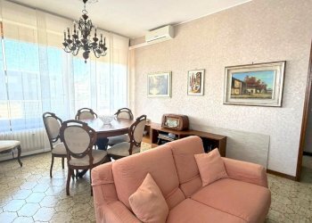 Three-room apartment Via Flora, Legnano - photo 4