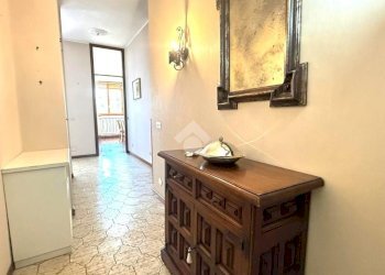 Three-room apartment Via Flora, Legnano - photo 19