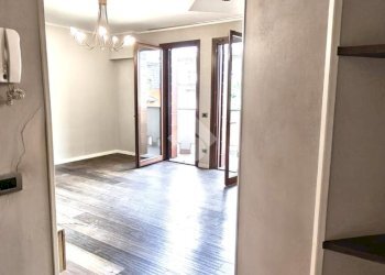 Three-room apartment Via U. Foscolo, Senago - photo 8