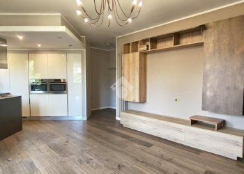 Three-room apartment Via U. Foscolo, Senago - photo 13