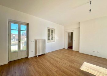 Three-room apartment Via giuseppe mazzini, Savigliano - photo 3