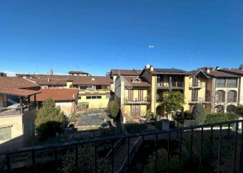 Three-room apartment Via giuseppe mazzini, Savigliano - photo 4