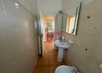 Foto 18 - Four-room apartment Viale Mellusi, Benevento - photo 18