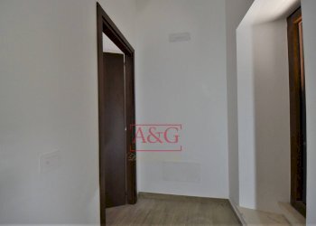 Foto 12 - Independent house Via Villa Verri
 
12, Amandola - photo 12