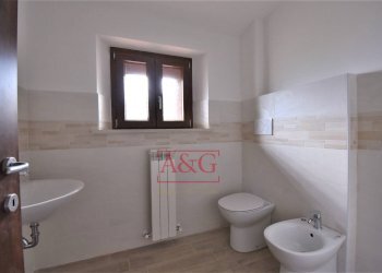Foto 15 - Independent house Via Villa Verri
 
12, Amandola - photo 15
