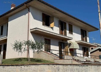 Foto 4 - Villa Loc. Villa Rustici
 
66, Amandola - photo 4