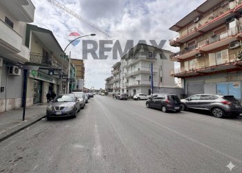 Edificio all\'aperto - Commercial Premises Arzano - photo 5