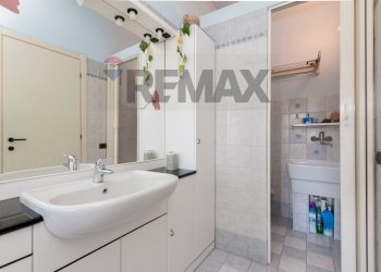 Bagno - Three-room apartment Via Buonarroti
 
9, Monza - photo 16