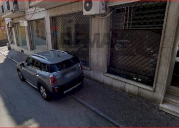 Edificio all\'aperto - Commercial Premises VITTORIO ALFIERI
13H, Valenza - photo 5