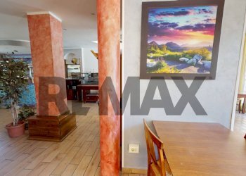Sala da pranzo - Negozio VITTORIO ALFIERI
 
13, Valenza - foto 8