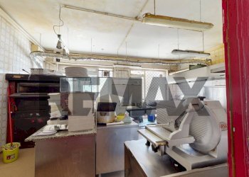 Cucina - Negozio VITTORIO ALFIERI
 
13, Valenza - foto 11