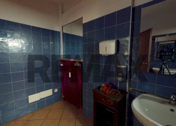 Bagno - Negozio VITTORIO ALFIERI
 
13, Valenza - foto 16