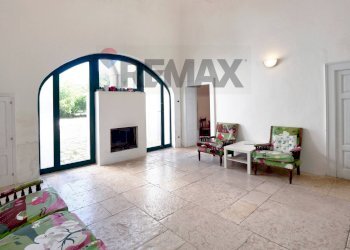 Soggiorno - Villa Strada Comunale Cristallina
 
14, Mola di Bari - photo 4
